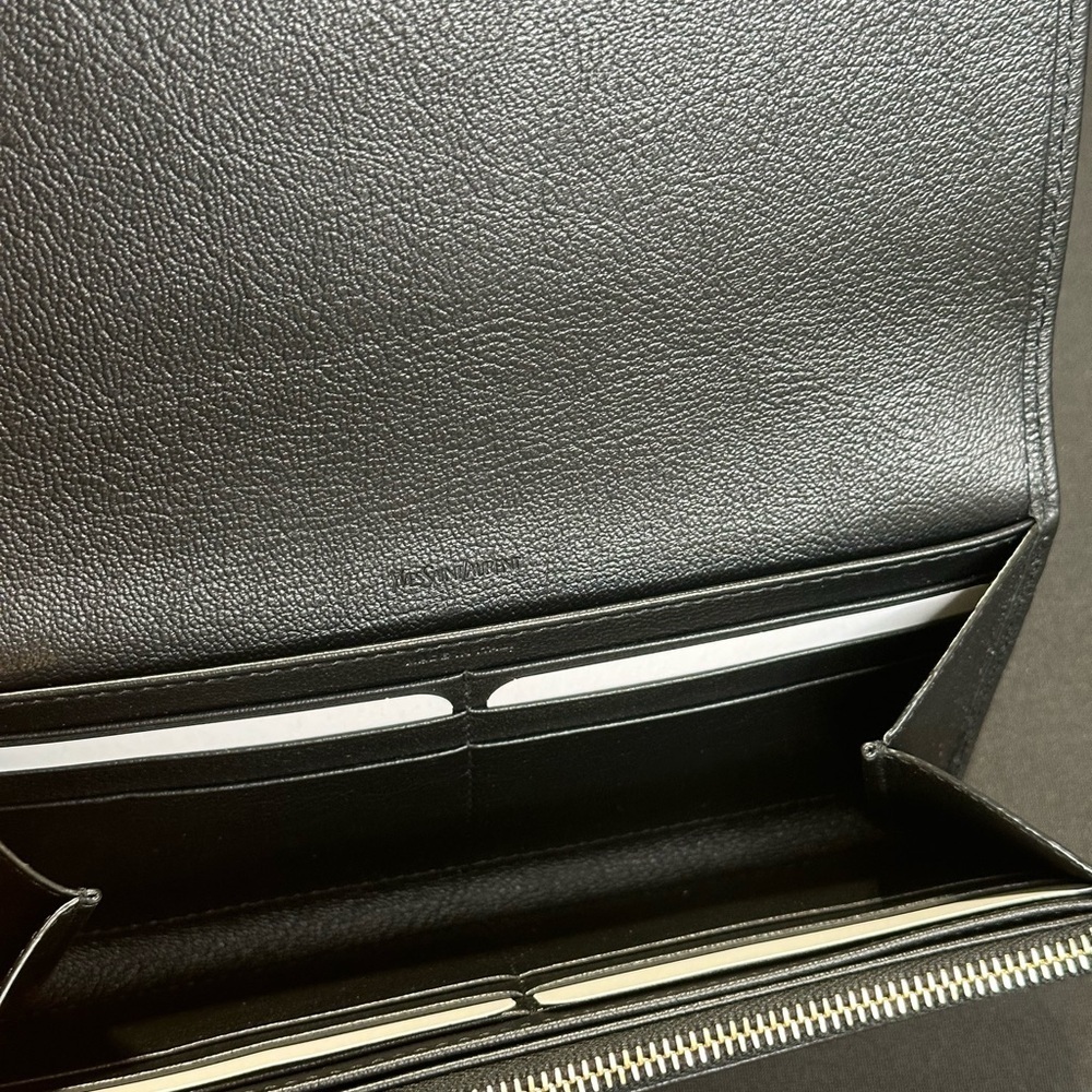 Yves Saint Lau Black Grain Wallet - Picture 4 of 6